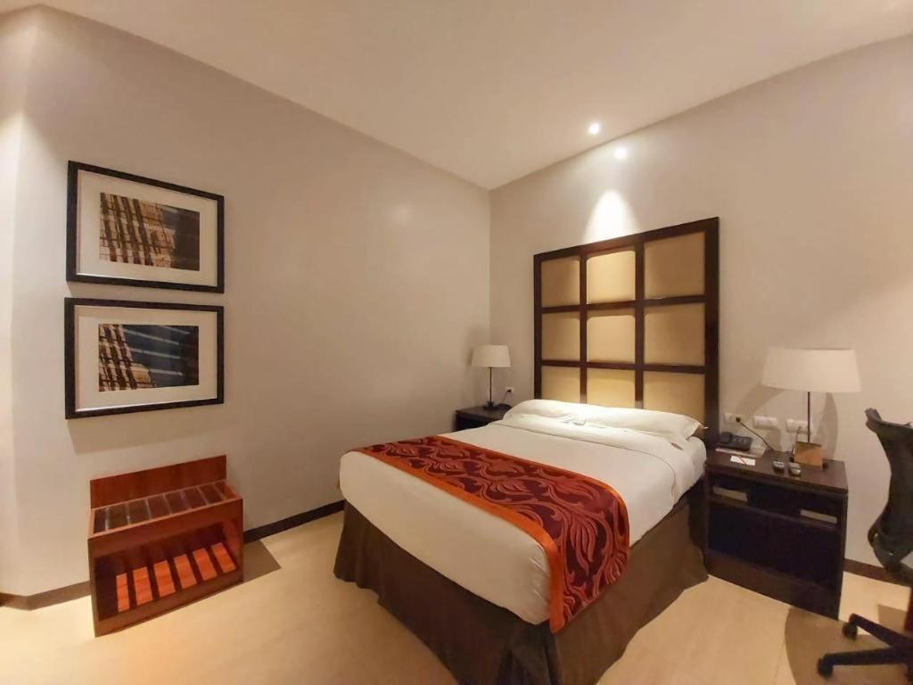 Avenue Suites Bacolod Ngoại thất bức ảnh