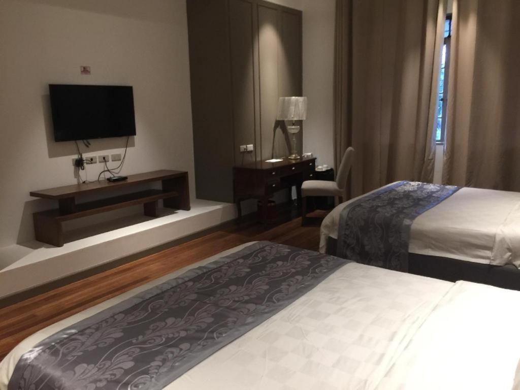 Avenue Suites Bacolod Ngoại thất bức ảnh