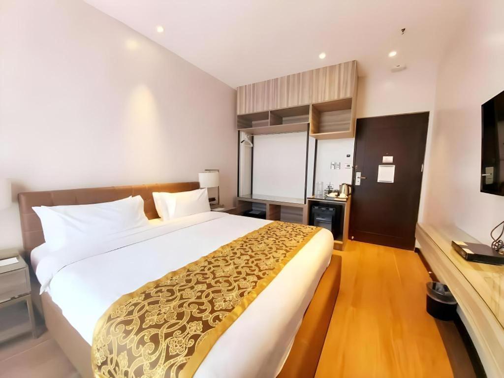 Avenue Suites Bacolod Ngoại thất bức ảnh